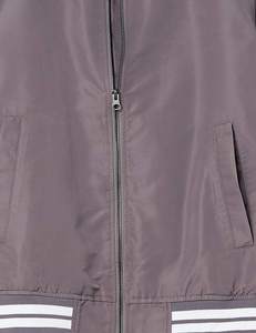 Chaqueta Bomber a prueba de viento para hombre de otoño, lona de alta calidad con cuello levantado, logotipo personalizado en la parte delantera, diseño de moda transpirable - Product Image 5