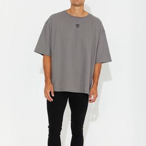 เสื้อยืดคอกลมผ้าฝ้ายเนื้อหนาทรงหลวมสไตล์สตรีทแวร์สุดหรู พร้อมโลโก้สั่งทำ แขนสั้นทรงบ็อกซี่ แฟชั่นทันสมัย - Product Image 5