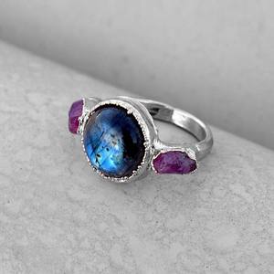 Bague en pierres précieuses Labradorite vintage faite à la main Métal Laiton 12MM Bijoux en pierre naturelle de créateur à la mode pour cadeau d'anniversaire et elle - Product Image 2