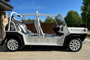 M O K a E Moka 2023, Camioneta con Tracción en las Cuatro Ruedas, Motor Doble, Batería de Litio, Neumáticos R18, Asientos de Cuero, Cámara Trasera, Techo Solar Panorámico, Faros LED - Product Image 6