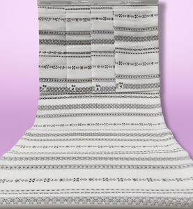 Tela Estampada de 58 Pulgadas en Cuatro Colores con Capacidades de Formato Ancho y Acabado de Alta Calidad, Apta para Múltiples Usos Creativos - Product Image 2