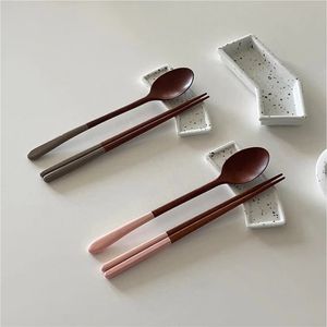 Support à Couverts Rectangulaire en Marbre pour Vente en Gros – Repose-Couverts Durable en Pierre, Personnalisable, Accessoires de Table pour Événements et Traiteur - Product Image 3