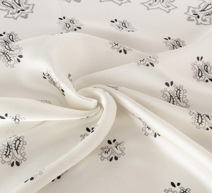 Wholesale 100% Cotton Spring Fashionable Custom Logo Cycling Bandana Custom Size <b>Square</b> <b>Scarf</b> Floral Soft Digital Hand Drawn - Product Image 2