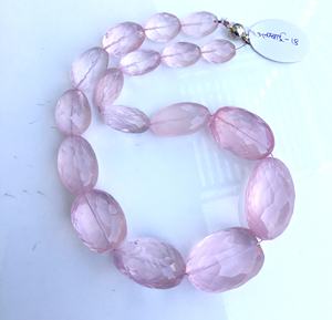 โรสควอตซ์ 650.00 กะรัต ทรงรีเหลี่ยมเพชรพลอย ธรรมชาติ สำหรับทำเครื่องประดับชั้นดี - Product Image 5