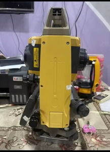 Station totale de topographie modèle Topcon GM 52 série, disponible à la vente en bon état - Product Image 2