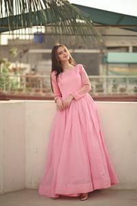 ชุดเดรสยาวแบบอนาร์กาลีเลเฮนกาโชลีสมัยใหม่สำหรับผู้หญิง พร้อมผ้าสั่งตัดพิเศษ สไตล์งานปาร์ตี้แบบอินเดียดั้งเดิมสำหรับงานเทศกาล - Product Image 6