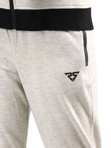 Chándal con cremallera cómodo personalizado OEM para mujer, ropa informal de entrenamiento de fuerza para correr con capucha para deportes de invierno - Product Image 2