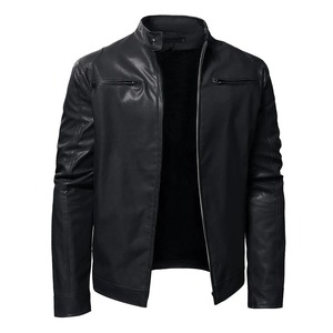 Chaqueta de cuero negro de otoño para hombre con cuello levantado Color sólido cremallera Streetwear invierno cálido abrigo de motorista chaqueta para hombre - Product Image 3
