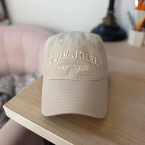 Gorra de Béisbol de Cinco Paneles Personalizada con Logotipo de Silicona, Bordado de Alta Calidad, Color Ajustable, Estructura Desestructurada, Estilo Dad Hat - Product Image 3