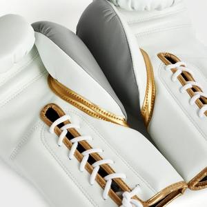 Guantes de Boxeo Fly Super Lace Pro, Blancos, Grises y Dorados, OEM ODM, Nuevos Guantes de Boxeo Fly para Entrenamiento de Combate, Guantes de Boxeo Personalizados para Competencia - Product Image 5