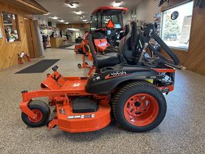 เครื่องตัดหญ้าแบบ Zero Turn รุ่น Kubota Z422 ปี 2022 แท้ พร้อมเครื่องยนต์ Kubota FS730V 24 แรงม้า สำหรับงานสวน - Product Image 1