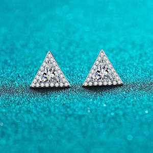 Pendientes de Moissanita con Certificación GRA, D VVS1, Trisparkle Radiance, para Hombre, 0.5 Ct, Pieza Única, Joyería de Lujo Deslumbrante - Product Image 3
