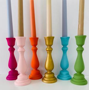 Portavelas de metal colorido de estilo elegante con diseño elegante perfecto para la decoración tradicional del hogar y la iluminación romántica - Product Image 2