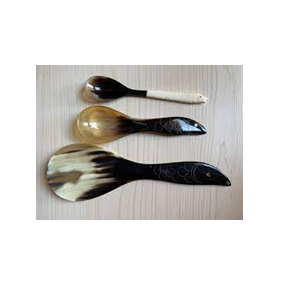 Ensemble de cuillères à salade en corne de buffle naturelle avec poignée au design étonnant Articles de cadeaux de mariage Exportateur - Product Image 5