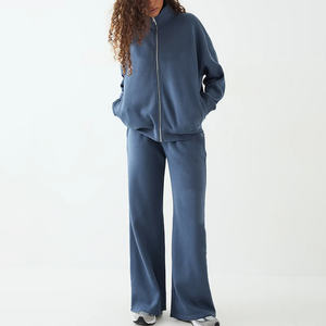 Nuevos Conjuntos Deportivos con Cremallera Azul y Logotipo Personalizado al por Mayor, Conjuntos Deportivos Completos para Mujer, Transpirables, para Exteriores, Estilo Urbano, Joggers para Mujer - Product Image 1