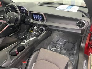 2024 Chev.rolet Camaro LT 2dr Convertible con 3LT perfectamente - Product Image 3