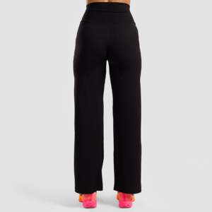 High-Waist Black Endurance Gym <b>Pants</b> Custom Logo Compression Leggings Breathable Seamless <b>Capri</b> Length Nylon/Spandex ODM Supply - Product Image 3