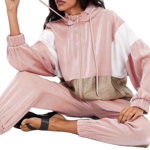 Chándal de algodón con cremallera para mujer, conjunto de dos piezas deportivo corto para gimnasio y trotar, chándales con logotipo personalizado, venta al por mayor - Product Image 4