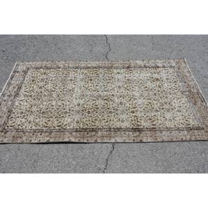 Alfombra de lana turca Vintage 3,3X6,5 pies Beige marrón Patchwork diseño rectángulo pasillo modelo con respaldo de látex 10mm de espesor - Product Image 3