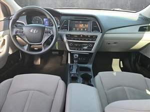 Hyundai Sonata FWD 2016 Usado en Buen Estado - Product Image 4