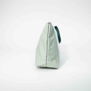 Bolsa de almacenamiento de cosméticos de moda de fábrica BSCI con cremallera logotipo personalizado hecho de tela papel Tyvek - Product Image 2