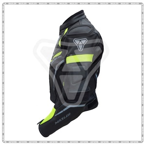 เสื้อแจ็คเก็ตมอเตอร์ไซค์หนังสำหรับผู้ชาย ทนทาน กันลม ได้รับมาตรฐาน CE เหมาะสำหรับทุกฤดูกาล ชุดกีฬาสำหรับขี่มอเตอร์ไซค์ ไซส์ใหญ่พิเศษ - Product Image 2