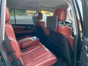 รถ SUV ใช้ V8 LX-570แบบ5ที่นั่งพวงมาลัยซ้าย2019 2022 100% สมบูรณ์แบบและปราศจากอุบัติเหตุ - Product Image 3