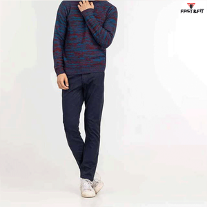 Pull pour homme tendance, à col rond, en tricot, anti-rides, anti-boulochage, séchage rapide, logo personnalisable sur le devant, vente chaude pour l'hiver - Product Image 3