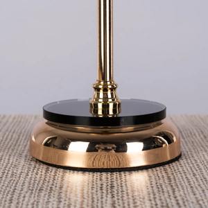 Candelabro de latón moderno de excelente calidad para crear vibraciones cálidas y elegantes en casa o en eventos disponibles a un precio asequible - Product Image 4