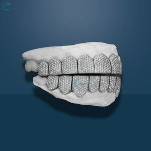 Moissanite personnalisée Grillz 10 dents supérieures et 10 dents inférieures Grillz en or blanc massif 10K Full Iced Out Grillz pour hommes - Product Image 3