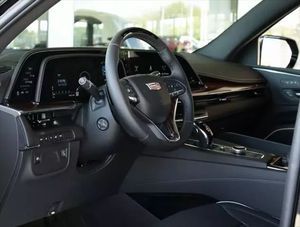 2024 cadi-llac Escalade เบาะหนังแท้แบบพรีเมี่ยม, ที่นั่งด้านหลัง R17ชั้นวางหลังคาอัลลอย4L ความจุของเครื่องยนต์พวงมาลัยซ้าย - Product Image 3