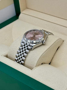 Pour le nouveau R-olex Datejust 31 mm 278274 de 2025, en acier inoxydable, bracelet Jubilee, cadran rose - Product Image 3
