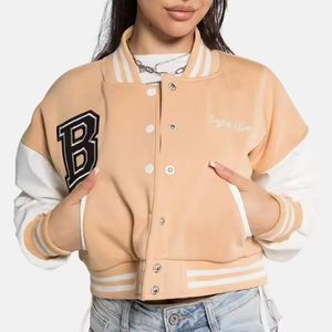 Vestes pour femmes de rue à forte demande du Pakistan Varsity Jacket avec tenue décontractée Crop Top Women Varsity Jacket - Product Image 1