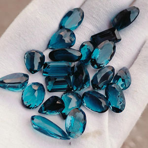 Topaze bleue de Londres super bleue, pierre précieuse en vrac, coupe naturelle mixte, certifiée par un tiers, 5-15 carats, taille de bague disponible, Jaipur - Product Image 3