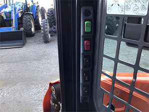 Cargador Compacto Multifuncional de Alta Potencia Kubota SSV75 2021 en Venta con Entrega Rápida a Todo el Mundo - Product Image 3