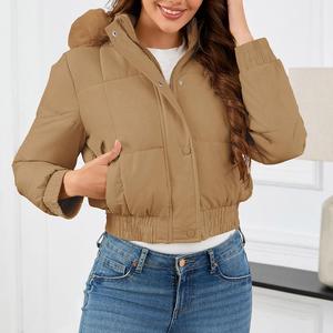 Venta al por mayor de impresión personalizada de su logotipo de nylon transpirable acolchado con capucha chaqueta de invierno de las mujeres chaqueta acolchada cremallera completa Crop Top - Product Image 5