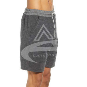 Short de basket-ball pour hommes de haute qualité Short en maille solide de base à impression par sublimation en polyester personnalisé avec poches latérales Teint uni - Product Image 3