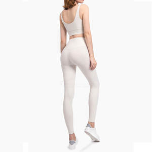 Conjunto de yoga deportivo sin costuras de 2 piezas, último diseño, ropa de gimnasio de alta calidad, conjunto de yoga sin costuras para mujer - Product Image 6