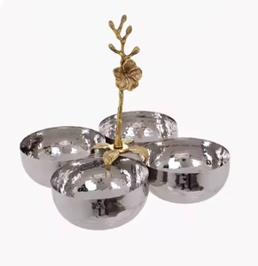 Bols de service en métal modernes de luxe pour hôtels restaurants sculptés pour salade de soupe de nouilles ramen aux fruits-Ustensiles de cuisine accrocheurs - Product Image 1