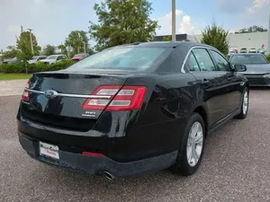 Ford Taurus SEL 2016 - Product Image 3