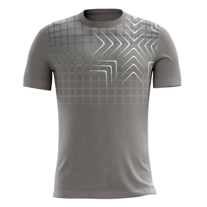 Camiseta de Fútbol Geométrica Sublimada Gris para Hombre, Cuello Redondo, Manga Corta, Ajuste Atlético, Absorbe la Humedad - Product Image 6
