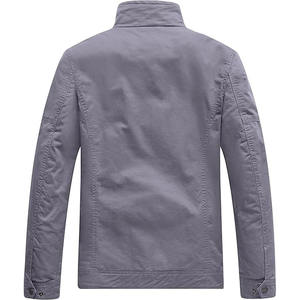 Chaqueta Acolchada de Mezclilla para Mujer con Bolsillos, Teñido Liso y Transpirable - Ropa de Moda Elegante y Moderna - Product Image 2