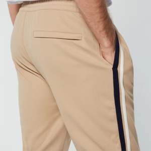 Pantalon de survêtement en gros-de haute qualité, respirant et idéal pour les tenues athlétiques et décontractées - Product Image 5
