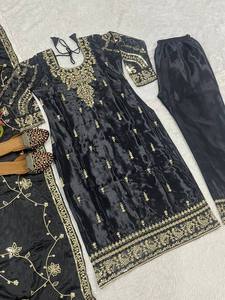 Nuevo Conjunto de Salwar Sharara con Dupatta, Diseño de Alta Costura en Seda Chinnon con Bordado, Estilo Tradicional para Fiestas - Product Image 6