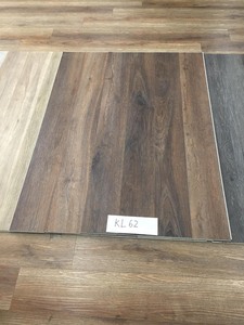 พื้นไวนิลพีวีซีแบบคลิ๊กล็อคสำหรับปูพื้นภายในอาคาร ทันสมัย กันน้ำ - Product Image 1