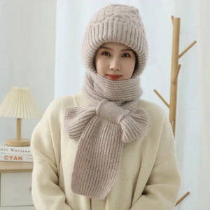 Chapeau et écharpe en tricot tout-en-un pour se tenir au chaud pendant les trajets en automne et en hiver en une seule étape - Product Image 2