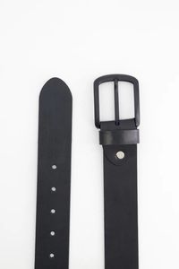 Cinturones de hombre de lujo personalizados OEM cuero genuino de alta calidad con hebilla de aleación de calidad logotipo personalizado para estilo formal al por mayor - Product Image 3