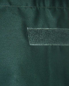 ซี.บี.เอฟ. ผ้ากันเปื้อนเชฟสีเขียวของกลุ่มบริษัทบัลดุคกี้ สำหรับร้านอาหารและบาร์ ผลิตจากผ้าทวิลโพลีเอสเตอร์ผสมฝ้าย เหมาะสำหรับทั้งชายและหญิง - Product Image 3