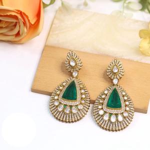 หินเคลือบสีทองดูหรูหราต่างหูแบบดั้งเดิมสำหรับผู้หญิงสาวๆสำหรับตอนเย็นดูสำหรับปาร์ตี้สวมใส่แฟชั่นคอลเลกชัน - Product Image 1