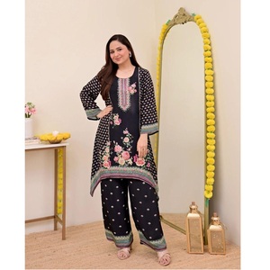ชุดเสื้อโค้ทออร์ดพิมพ์ลายดิจิทัลสำหรับสตรีอินเดียและปากีสถานสำหรับผู้ส่งออกและจัดจำหน่ายโดยแฟชั่น Maruti - Product Image 1